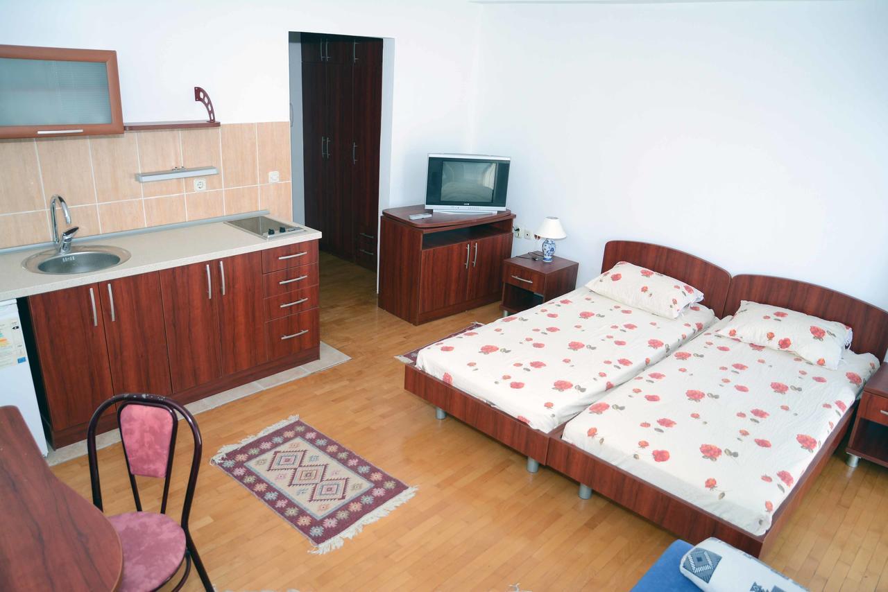 Vila Delfin Ohrid Eksteriør billede