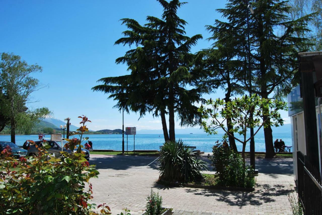 Vila Delfin Ohrid Eksteriør billede