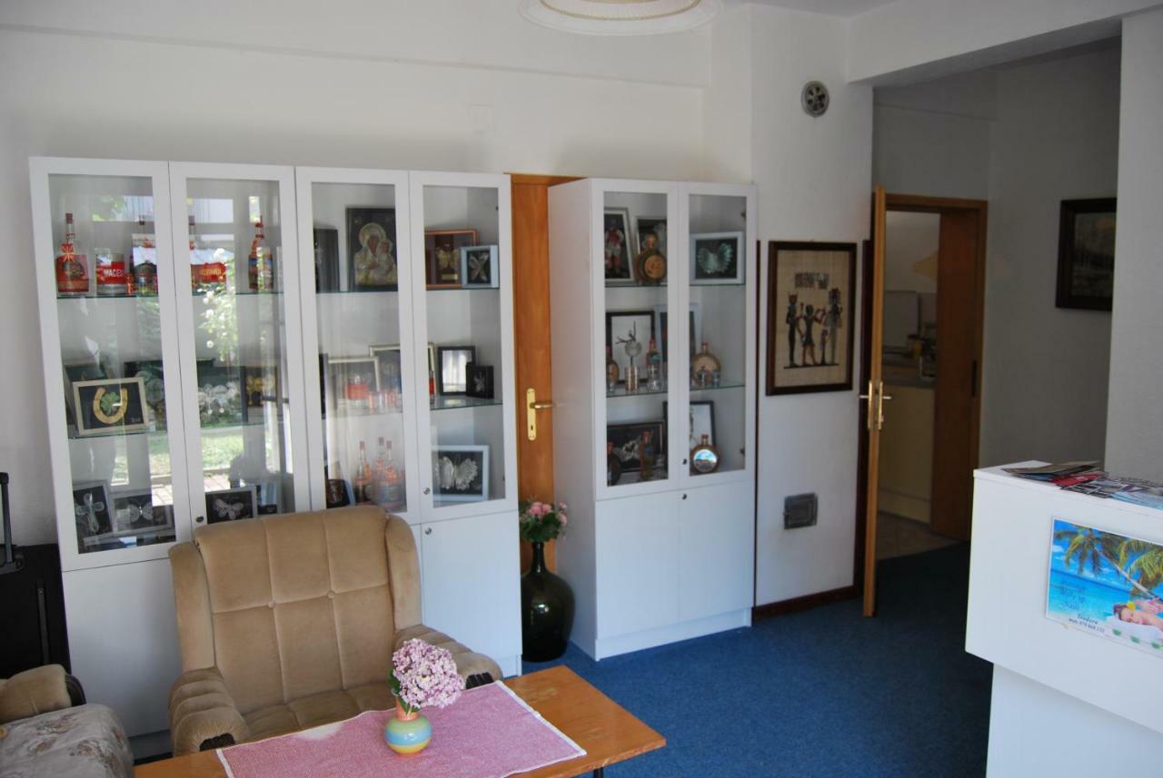 Vila Delfin Ohrid Eksteriør billede